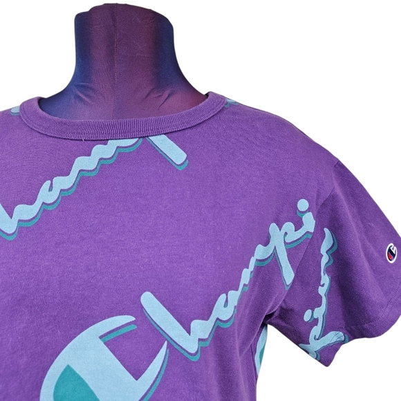 Champion Reverse Weave Purple Script Logo Cropped Tee-Shirt Size Small Women J1 - Picture 2 of 7